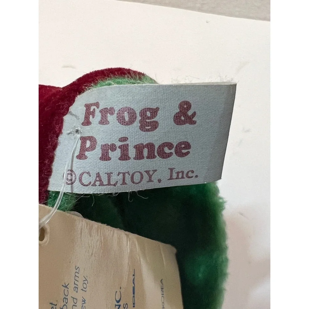 Caltoy Unisex Puppet Frog Prince Reversible Surprise Vintage Green Maroon Plush